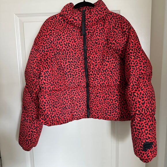 Fabletics Cropped Puffer Jacket - Picture 4 of 10